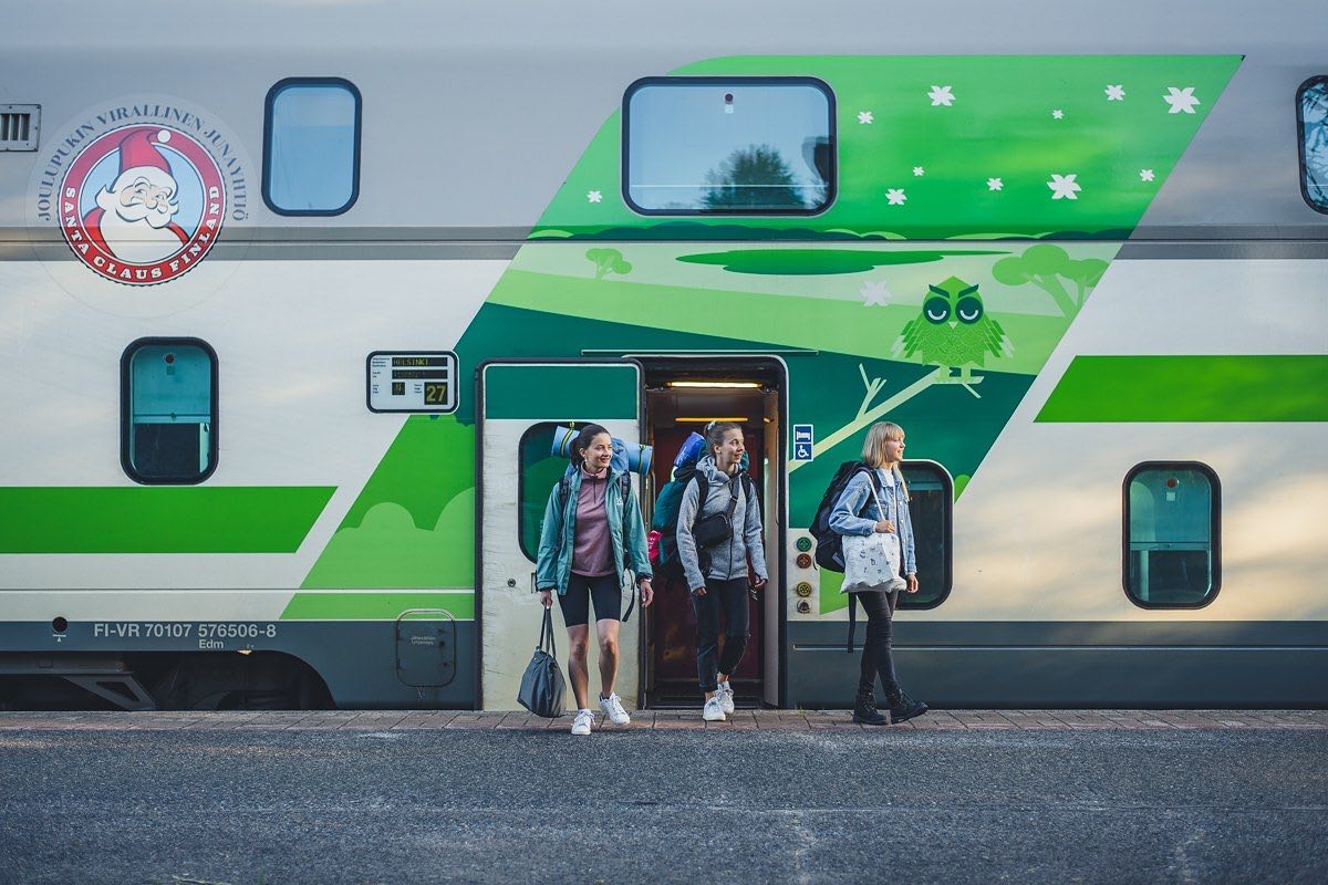 Traveling by an overnight train from Helsinki to Rovaniemi is an experience on its own! 

👍🏼 The train is comfortable and excellent place to chat with people

👍🏼You can take your pets, bicycles or even your car on this train

👍🏼It's environmental-friendly

Check tickets & time tables from @vrmatkalla / www.vr.fi 

#visitrovaniemi #train #nighttrain #visitfinland #travelgram #rovaniemi #arcticcircle