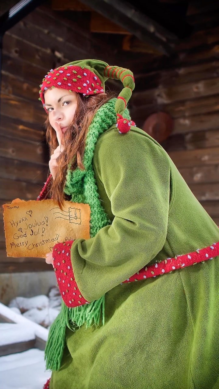 Surprise your loved ones. Writing letters or cards via traditional post or sending warm wishes digitally. What do you prefer?
#visitrovaniemi #rovaniemichristmas #rovaniemi #arcticcircle #elf #finland #lapland #christmas
#santapark