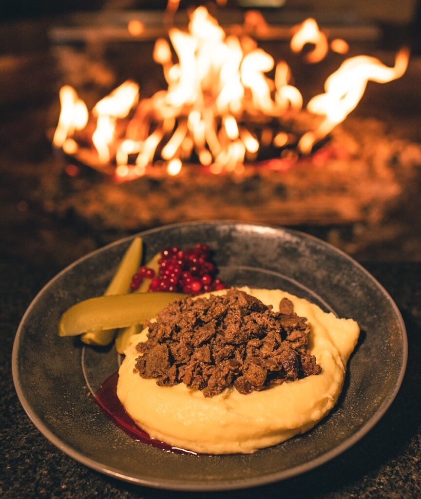 Poronkäristys Ravintola Kotahovi Rovaniemi