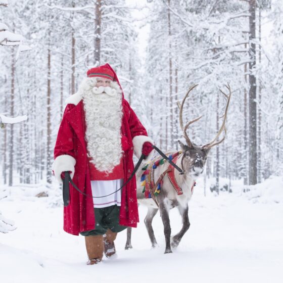 Santa-Claus-Winter-in-Rovaniemi-Lapland-Finland-